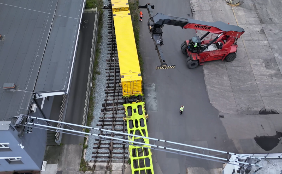 100 kontenerów z Chin do Polski – projekt zrealizowany! 100 kontenerów z Chin do Polski – projekt zrealizowany!